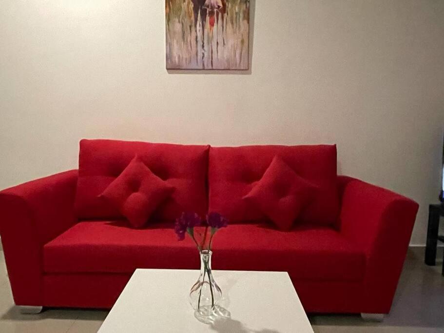 Apartment Work From -no Overnight -9am-6pm -same Day Checkout-wi-fi-netflix-parking-pool Cyberjaya